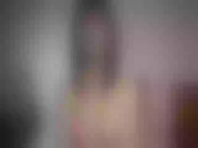 Live sex webcam photo for YourLia #273278922