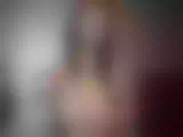 Live sex webcam photo for YourLia #273322986