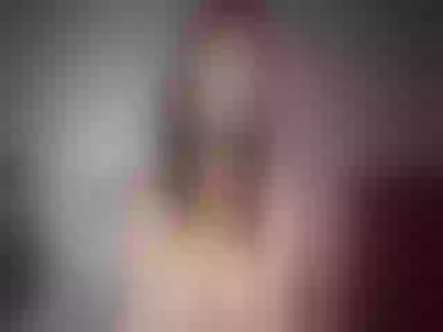 Live sex webcam photo for YourLia #273376788
