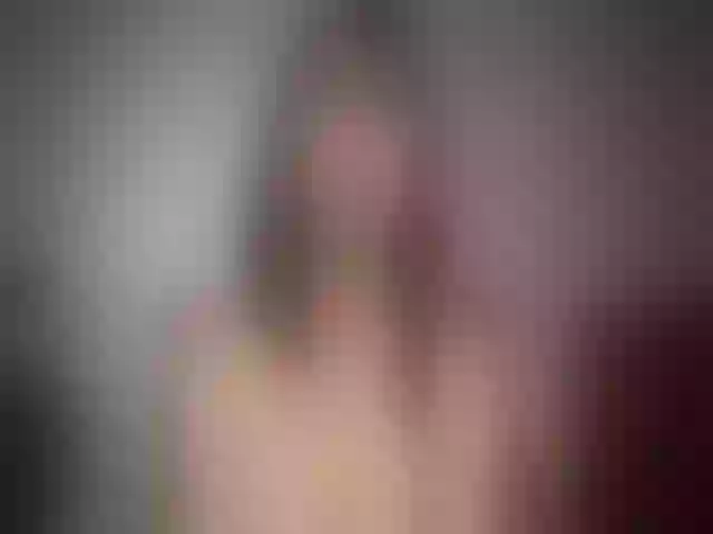 Live sex webcam photo for YourLia #273577147