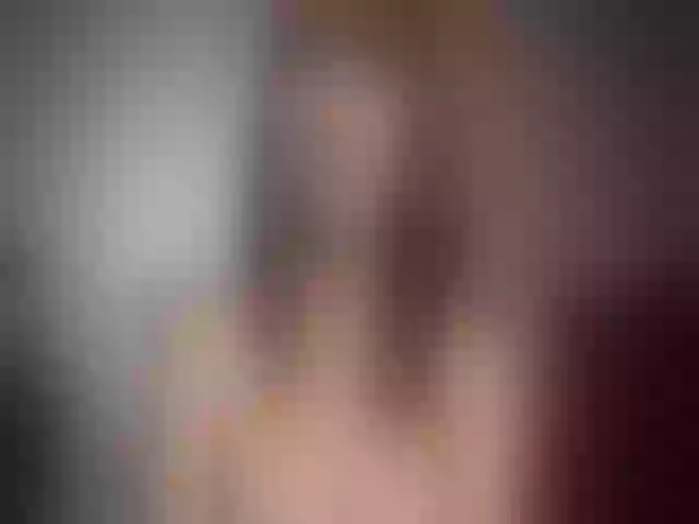 Live sex webcam photo for YourLia #273598423