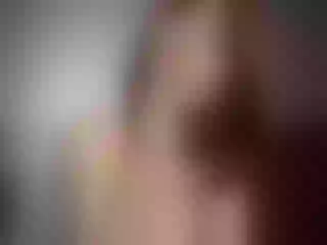 Live sex webcam photo for YourLia #273707621