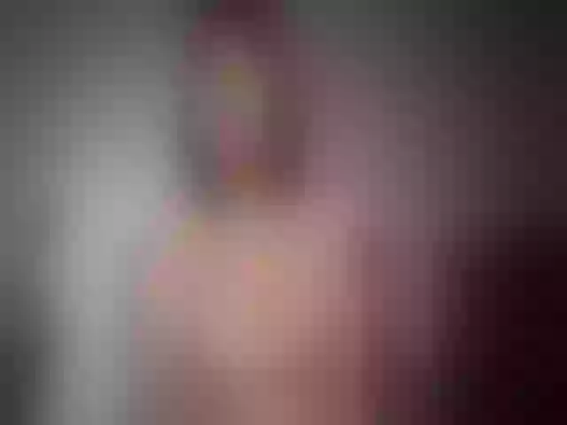 Live sex webcam photo for YourLia #274091366
