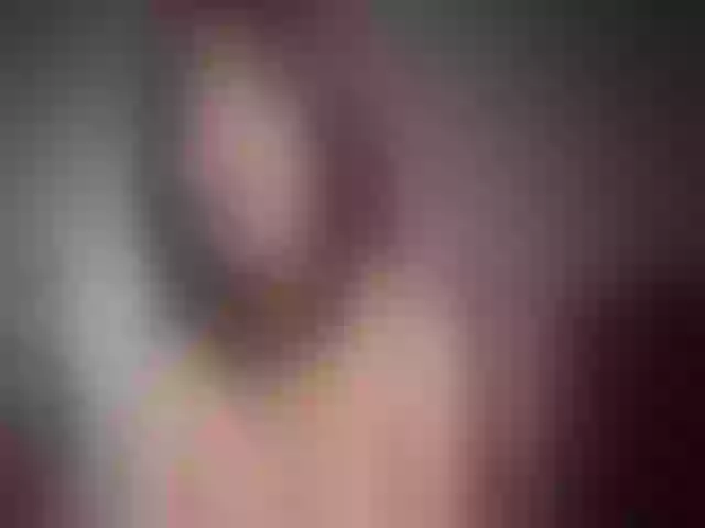 Live sex webcam photo for YourLia #274315970