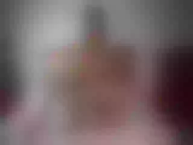 Live sex webcam photo for YourLia #274361097