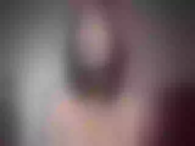 Live sex webcam photo for YourLia #274478279