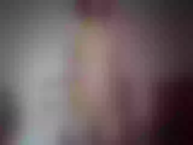 Live sex webcam photo for YourLia #274621550
