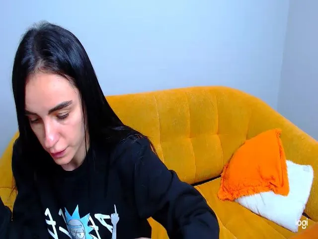 Live sex webcam photo for YourMissMasha #271779430