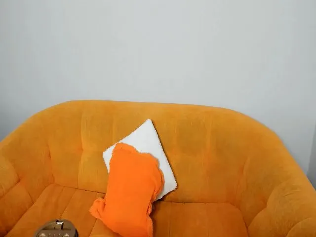 Live sex webcam photo for YourMissMasha #271851052
