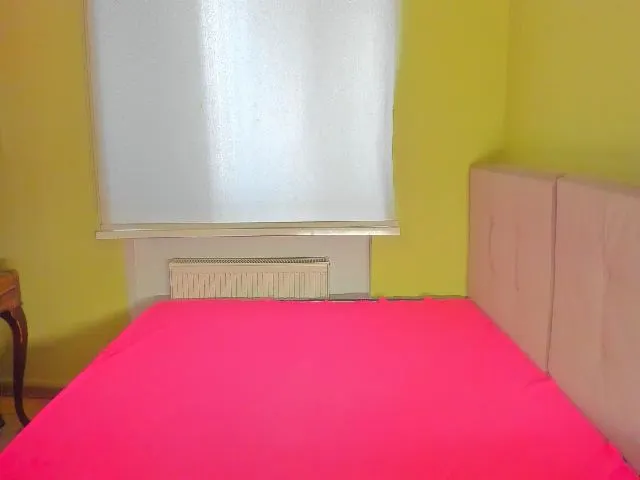 Live sex webcam photo for YourMissMasha #272928118