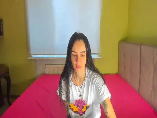 Live sex webcam photo for YourMissMasha #273115213