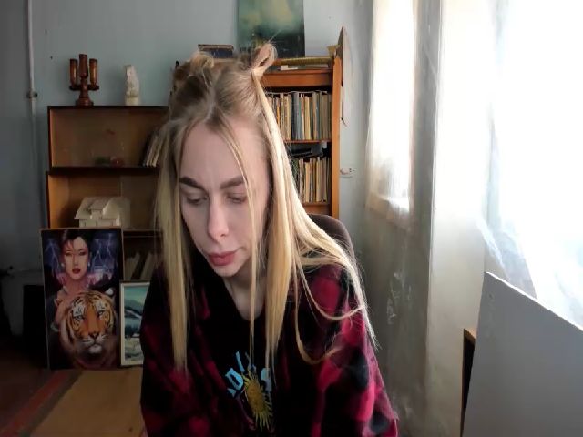 Live sex webcam photo for YourPupsik #272907387