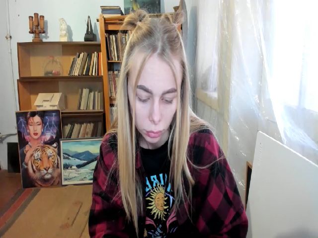 Live sex webcam photo for YourPupsik #272907960