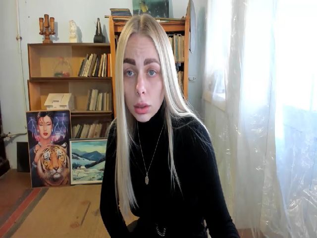 Live sex webcam photo for YourPupsik #273041992