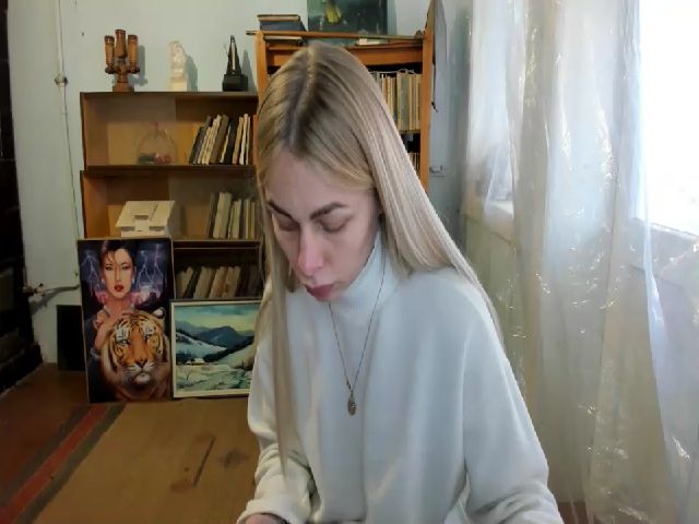 Live sex webcam photo for YourPupsik #273107647