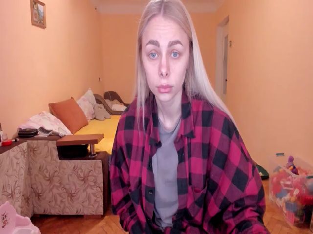 Live sex webcam photo for YourPupsik #273199315