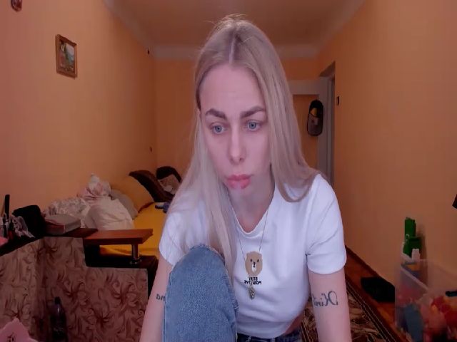 Live sex webcam photo for YourPupsik #273281701