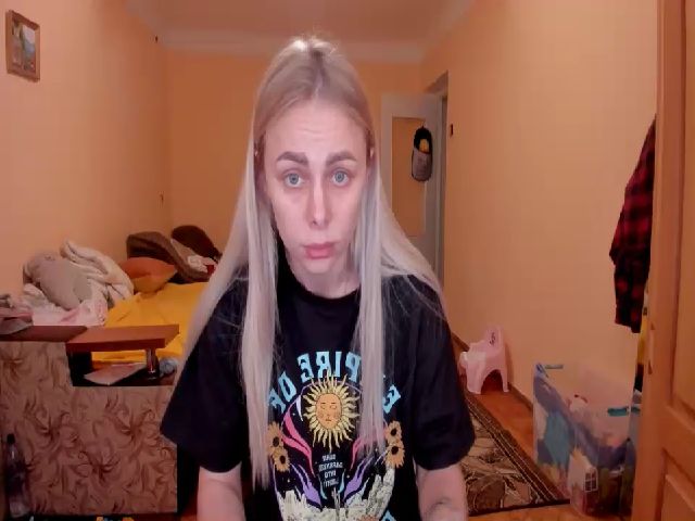 Live sex webcam photo for YourPupsik #273358412