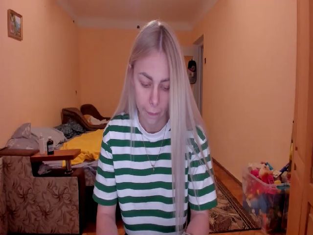 Live sex webcam photo for YourPupsik #273447283