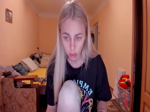 Live sex webcam photo for YourPupsik #273501559