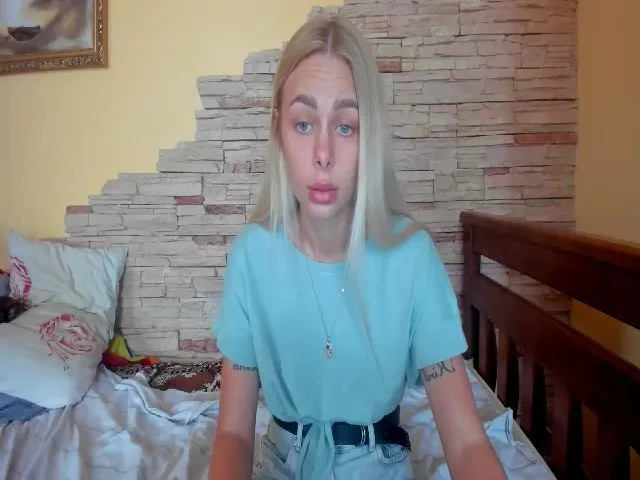 Live sex webcam photo for YourPupsik #274237354