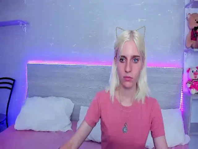 Live sex webcam photo for YourSunnBaby #274323049