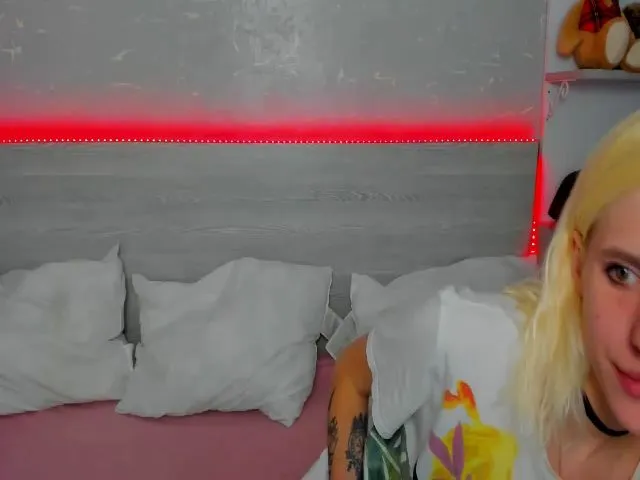 Live sex webcam photo for YourSunnBaby #274394853