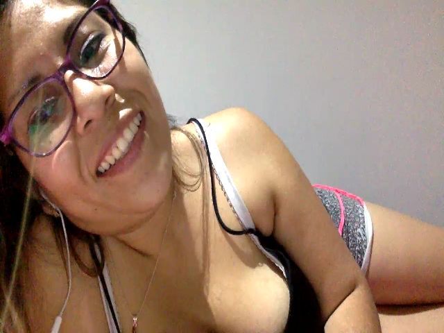 Live sex webcam photo for YourSwt4you #272406001