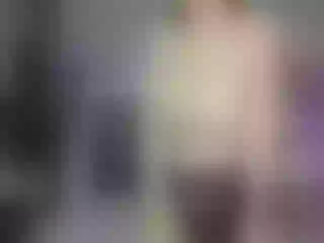 Live sex webcam photo for Your_Desirre #274354522