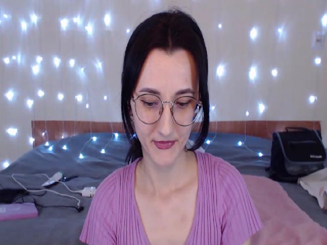 Live sex webcam photo for Your_Dorotty #272059728