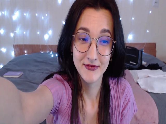 Live sex webcam photo for Your_Dorotty #272119077