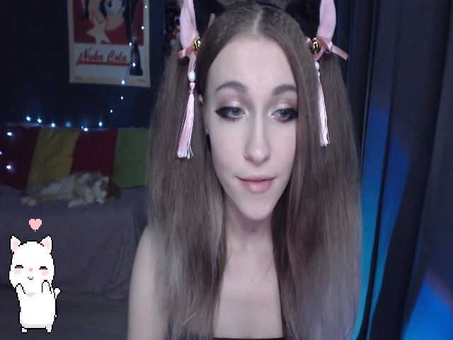 Live sex webcam photo for Your_Ellie #271798396