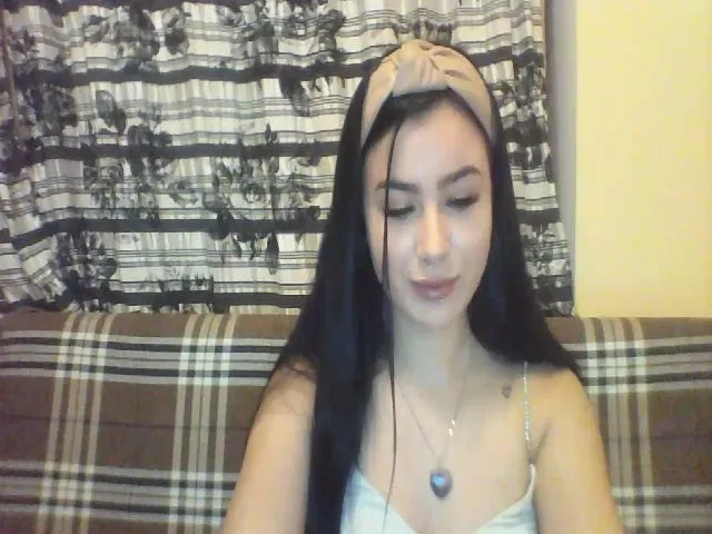 Live sex webcam photo for Your__Fire #272165215