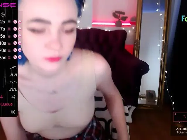 Live sex webcam photo for YrSexy_Killer #272513198