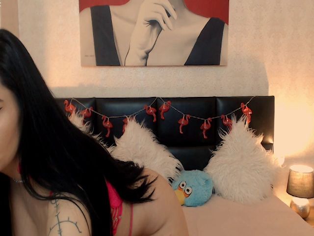 Live sex webcam photo for YreneRai #273024333