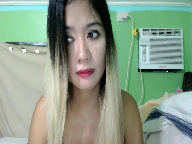 Live sex webcam photo for YuMMy_jen #273414591