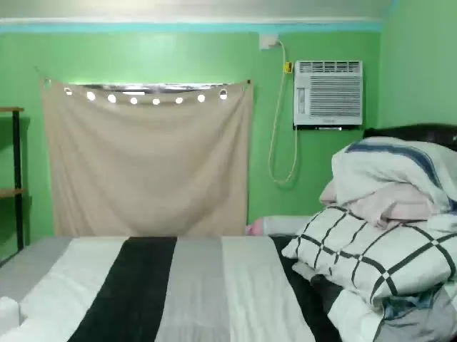 Live sex webcam photo for YuMMy_jen #273423914