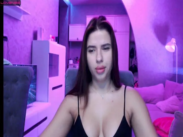 Live sex webcam photo for Yummy_Ivy #274591561