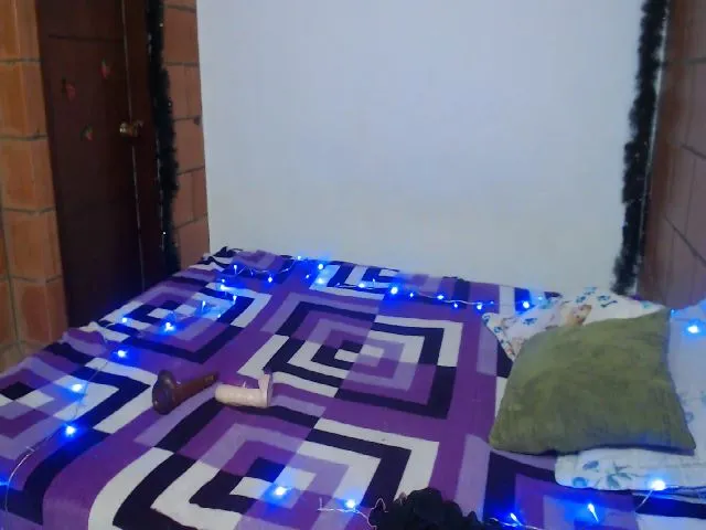 Live sex webcam photo for Zara44sweet #272238529
