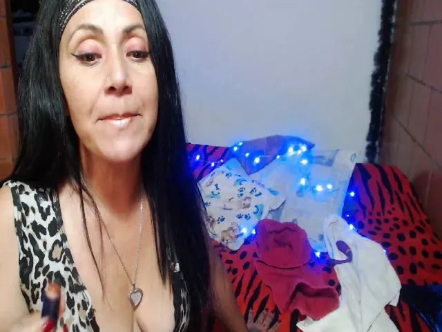Live sex webcam photo for Zara44sweet #272429609