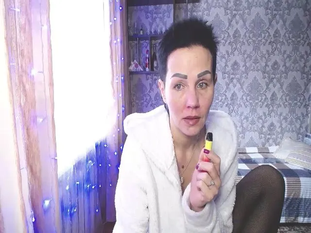 Live sex webcam photo for ZaraRix #272314687