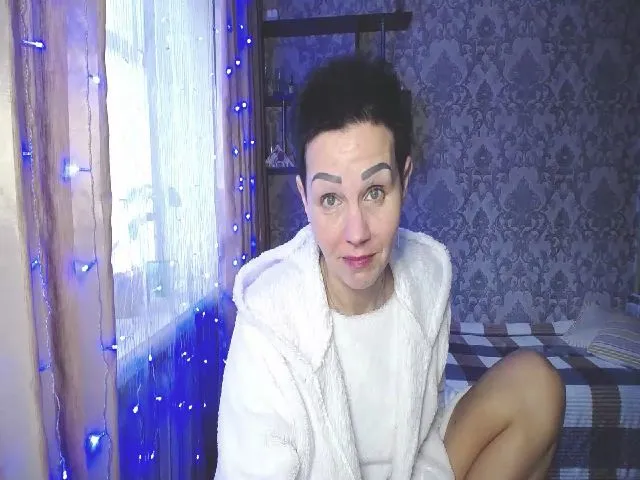 Live sex webcam photo for ZaraRix #272316791