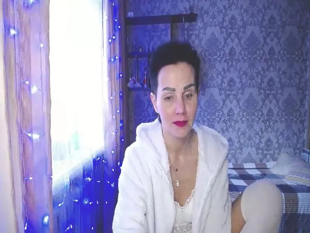 Live sex webcam photo for ZaraRix #272355782