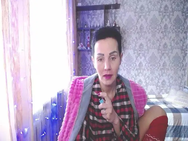 Live sex webcam photo for ZaraRix #272370710
