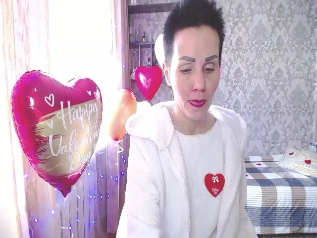 Live sex webcam photo for ZaraRix #272408626