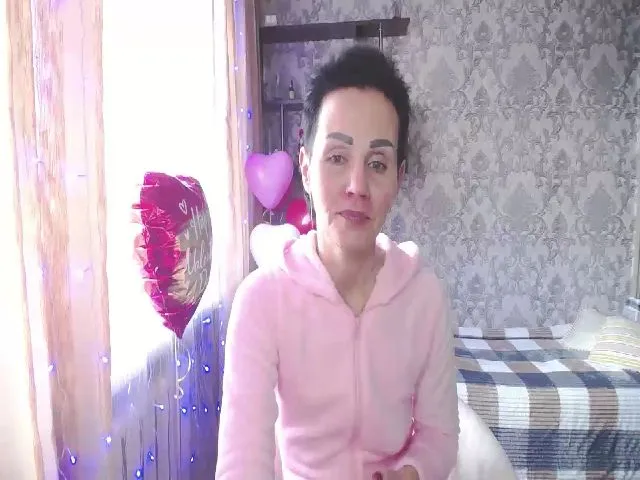 Live sex webcam photo for ZaraRix #272423555