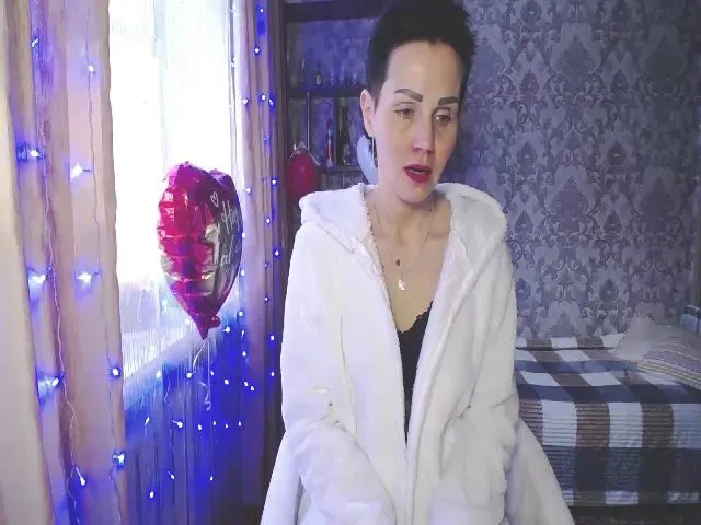 Live sex webcam photo for ZaraRix #272437171