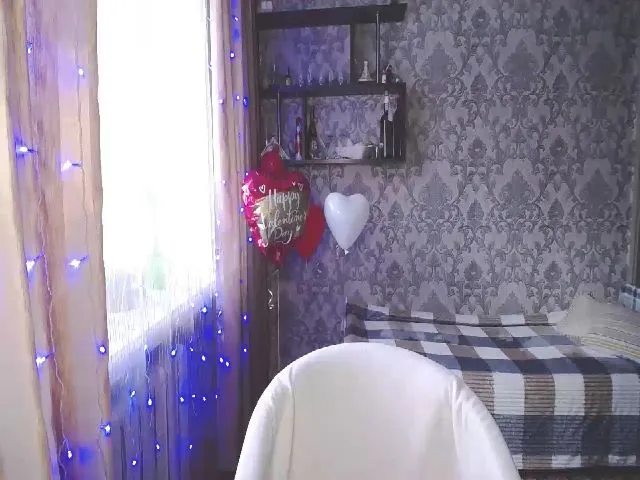 Live sex webcam photo for ZaraRix #272448250