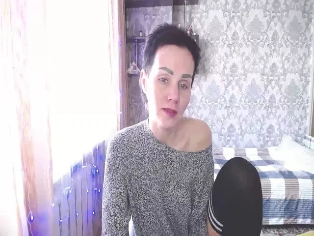 Live sex webcam photo for ZaraRix #272498107