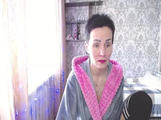 Live sex webcam photo for ZaraRix #272538414